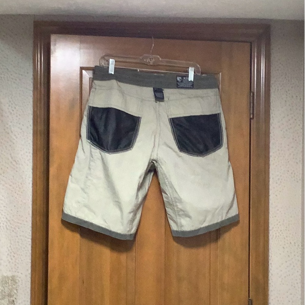 Men’s Kuhl Ramblr Shorts - Picture 7 of 8